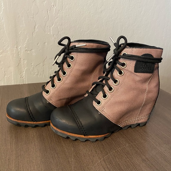 SOREL 1964 PREMIUM WEDGE BOOTS - WOMEN'S - Picture 5 of 16